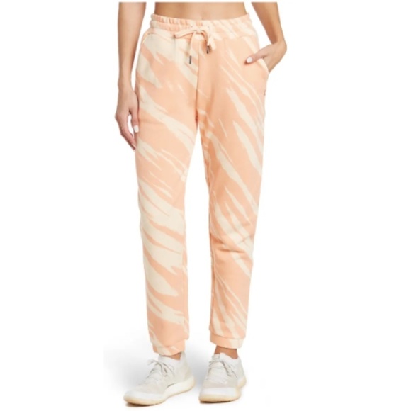 NWT SWEATY BETTY Essential Pocket Joggers Sz. L - Picture 1 of 4